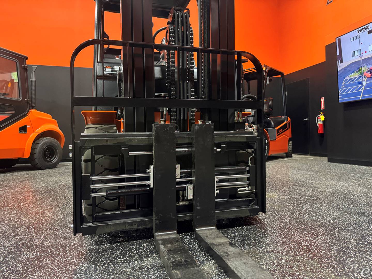 2026 Viper Lift Trucks FB35V