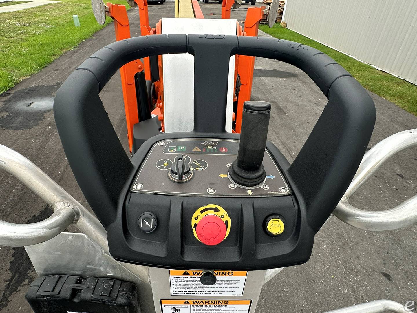 2018 JLG T500J