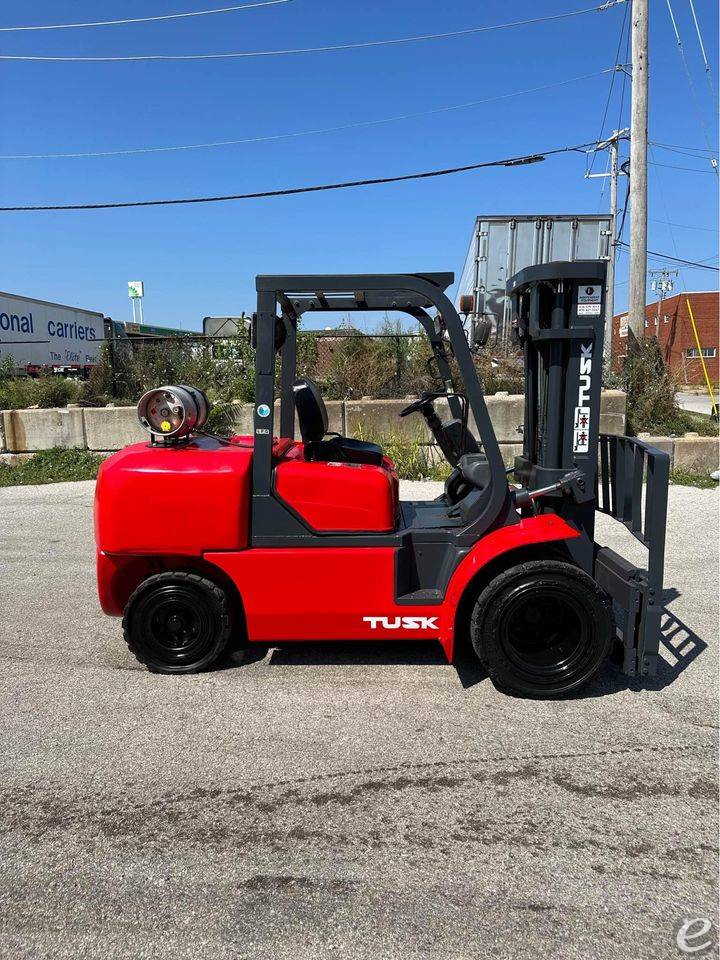 2014 Tusk PG1000-8