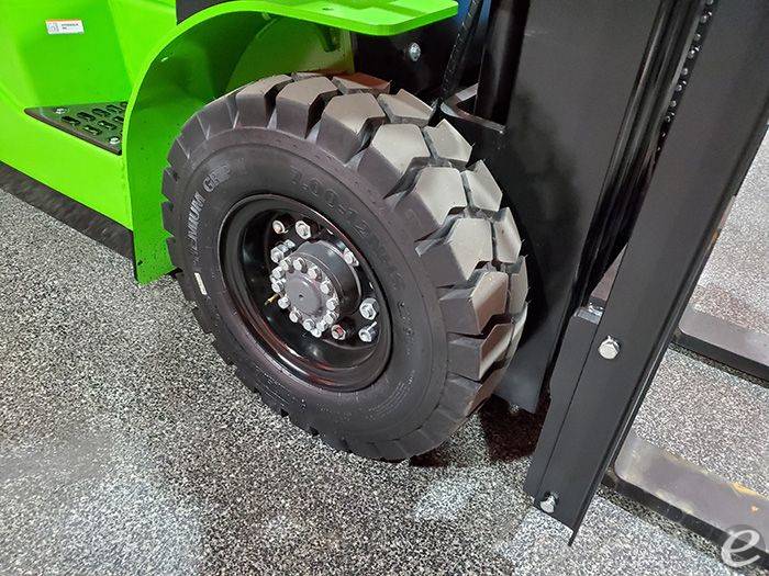 2026 Viper Lift Trucks FY25BCS
