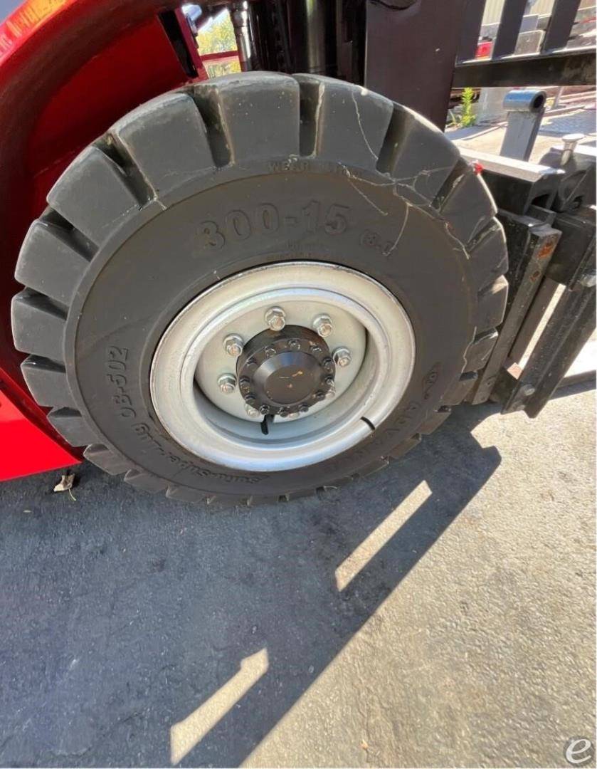 2022 Manitou MI50D