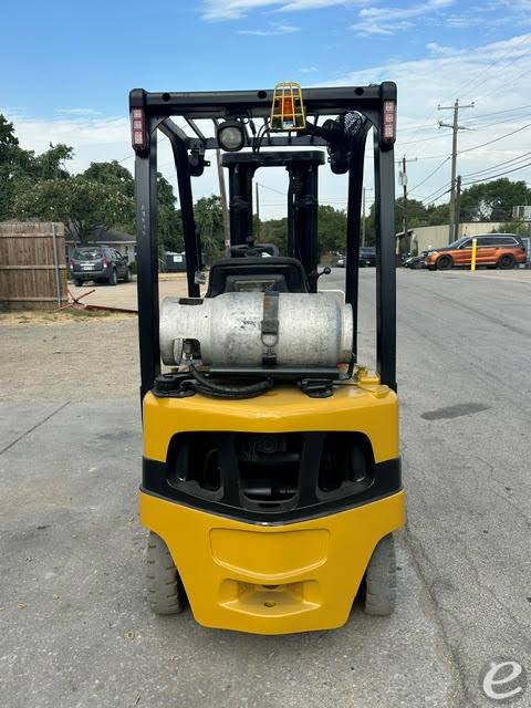 2017 Yale GLP030VXNRAE084
