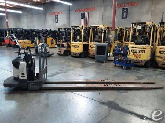 2008 Crown PE4500-80 Electric Forkl...