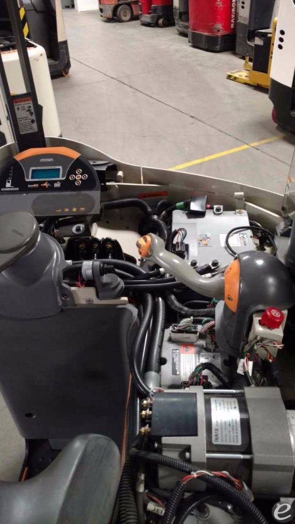 2019 Crown RM6025-45