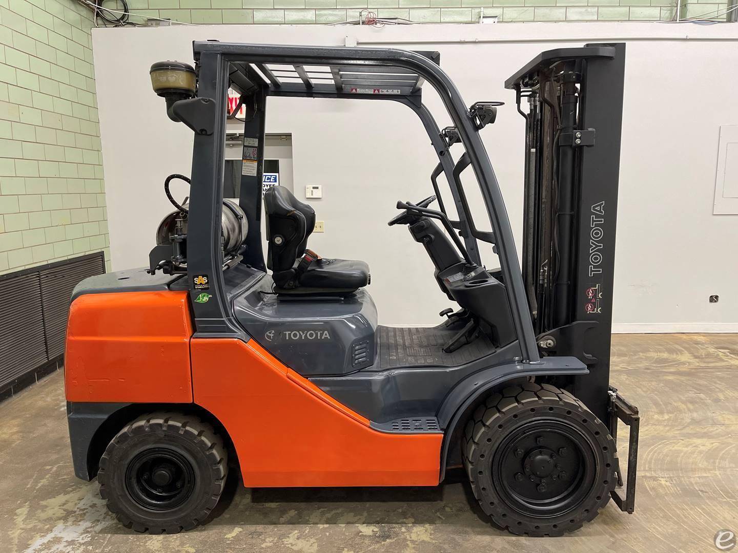 2012 Toyota 8FGU30 LP Gas Forklift