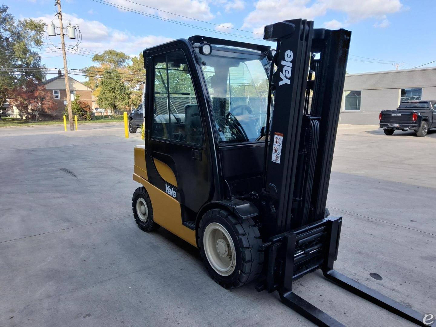 2016 Yale GLP050VX