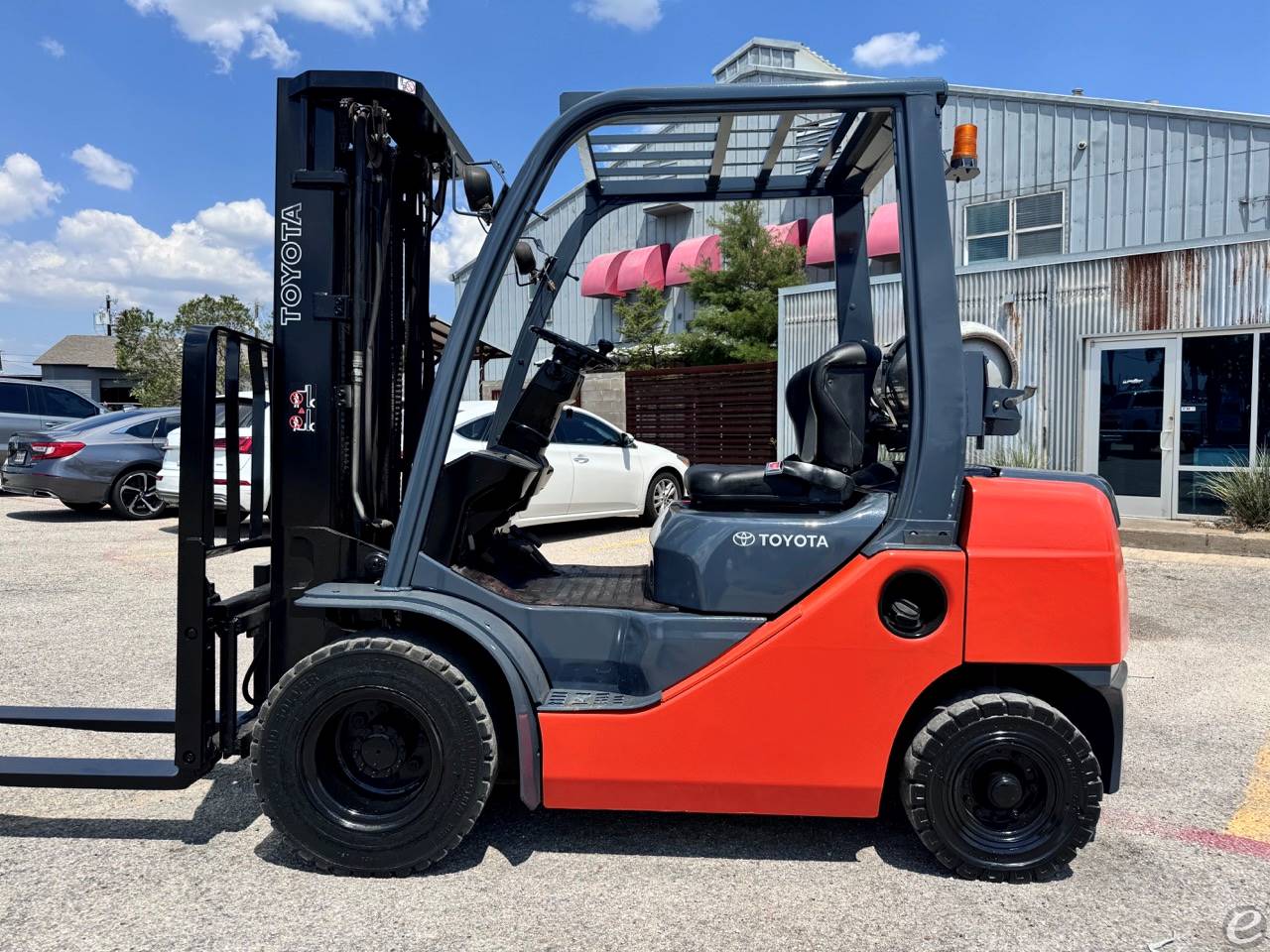 2011 Toyota 8FGU25 Dual Fuel Forklift - 123Forklift
