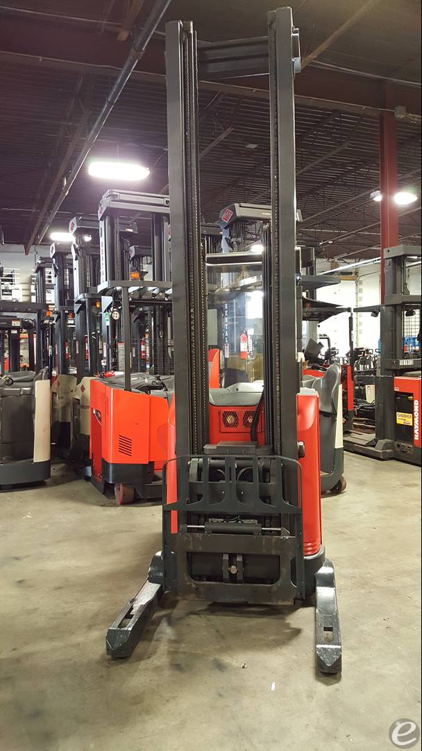 2010 Raymond 7400-DR32TT