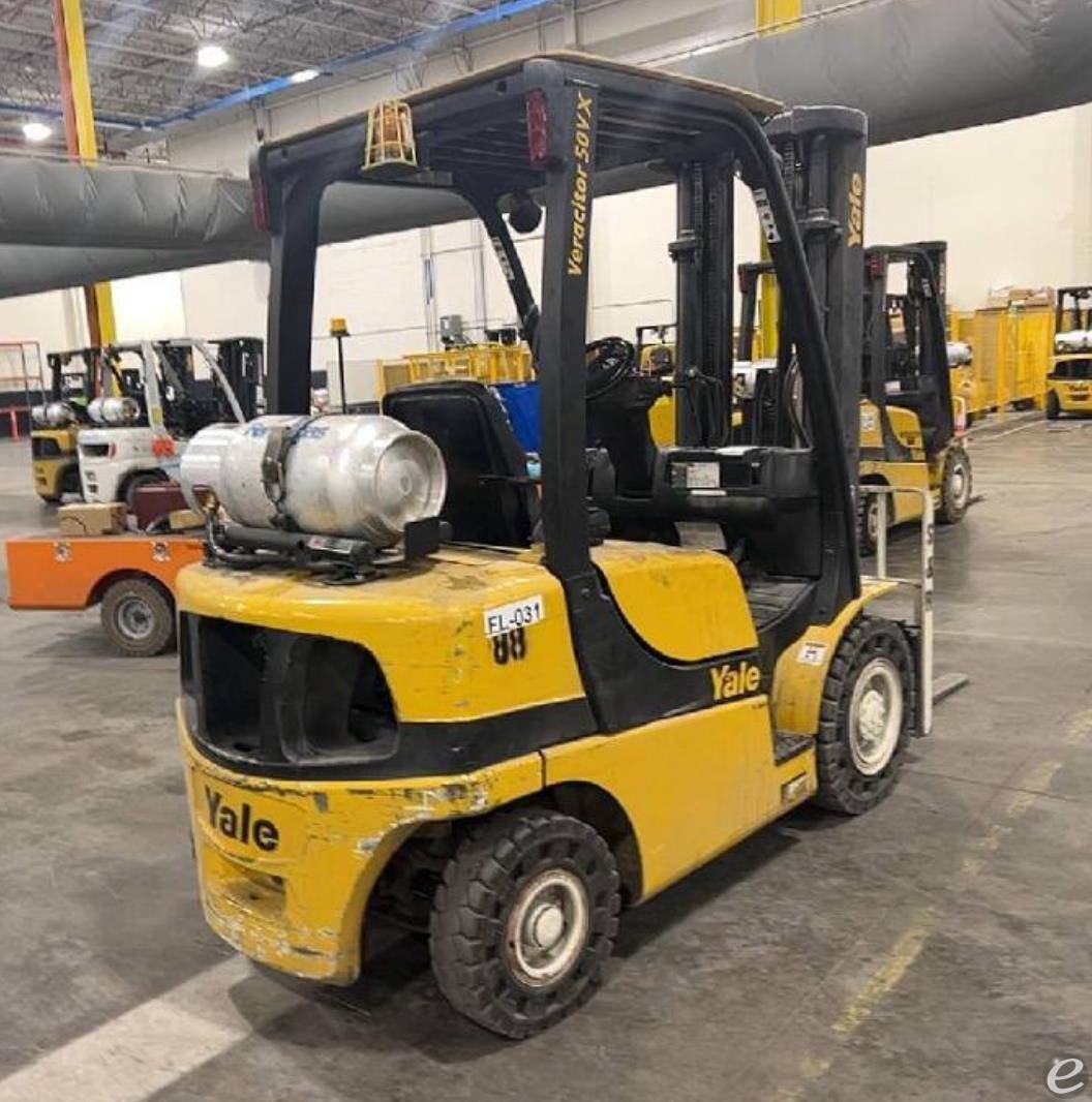 2011 Yale GLP050VX