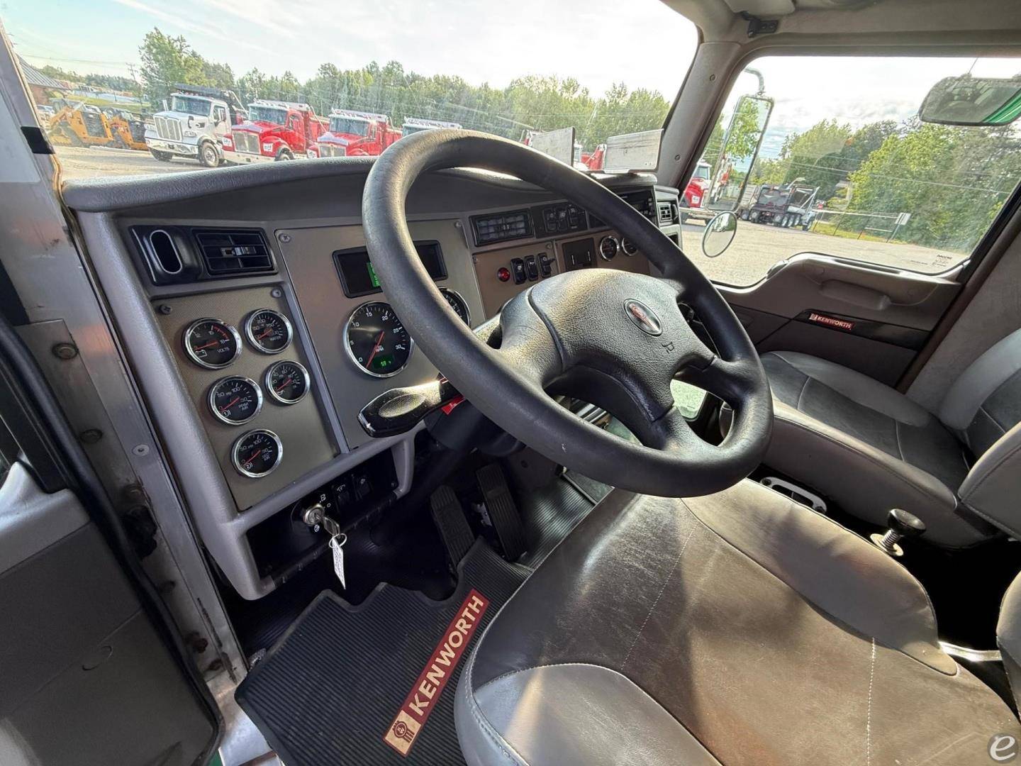 2013 Kenworth T370