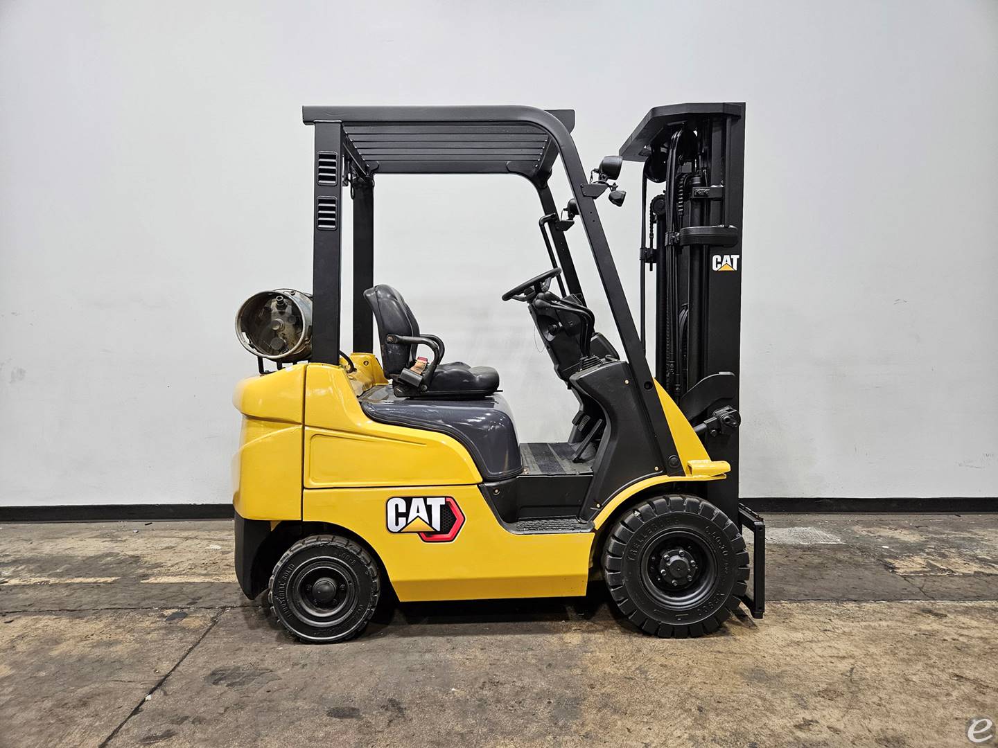 2013 Mitsubishi FG18N