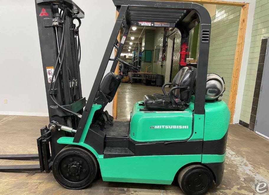 2002 Mitsubishi FGC20K LP Gas Forklift - 123Forklift