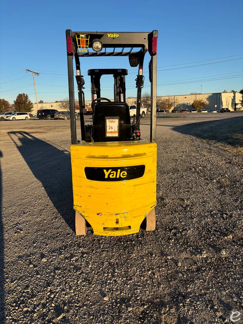 2017 Yale ERC-040VAN