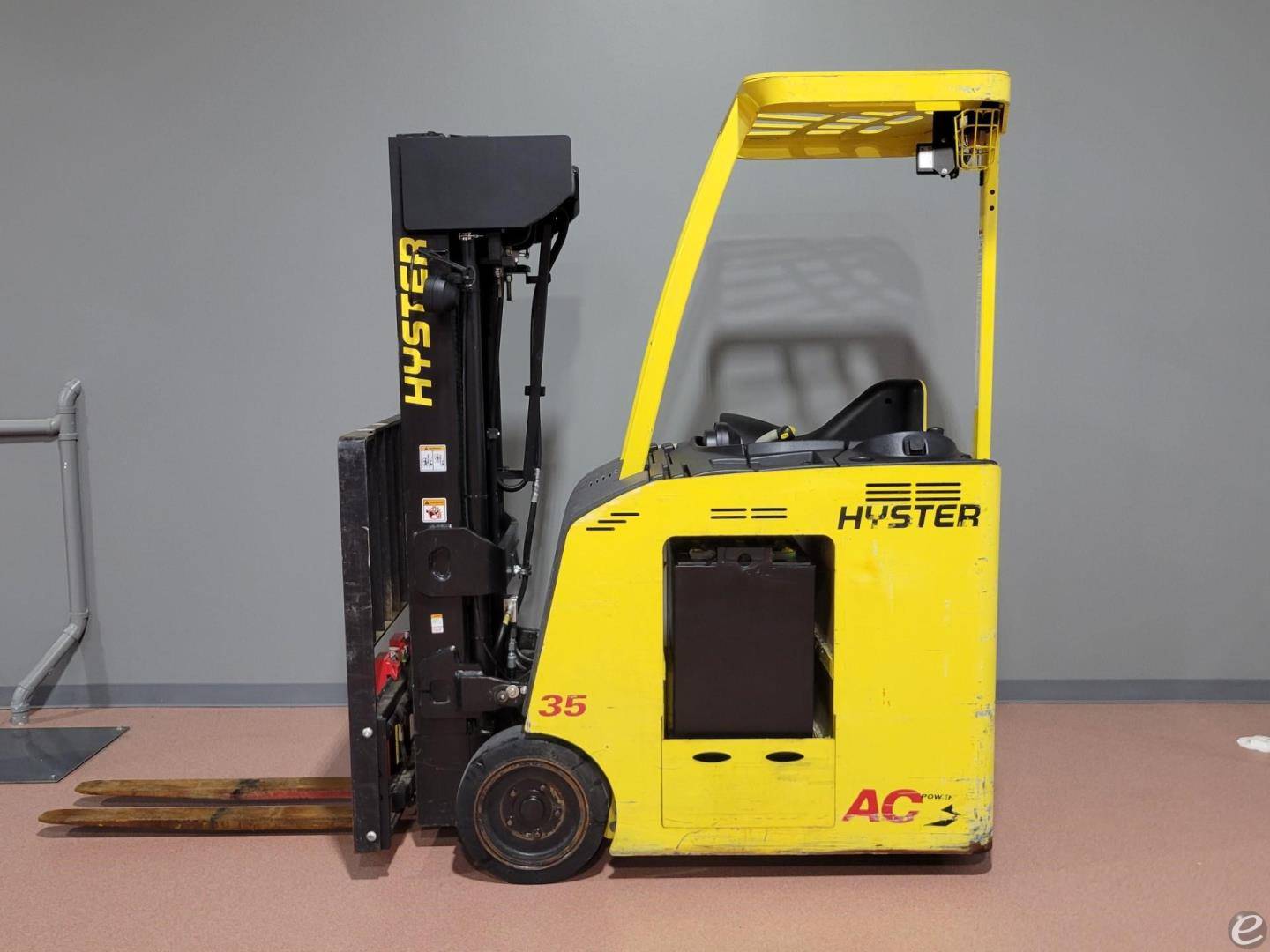 2016 Hyster E35HSD3 Electric Forkli...