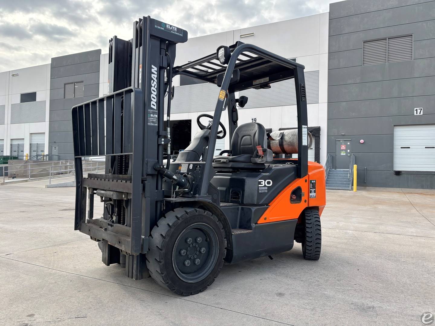 2021 Doosan G30N-7DF