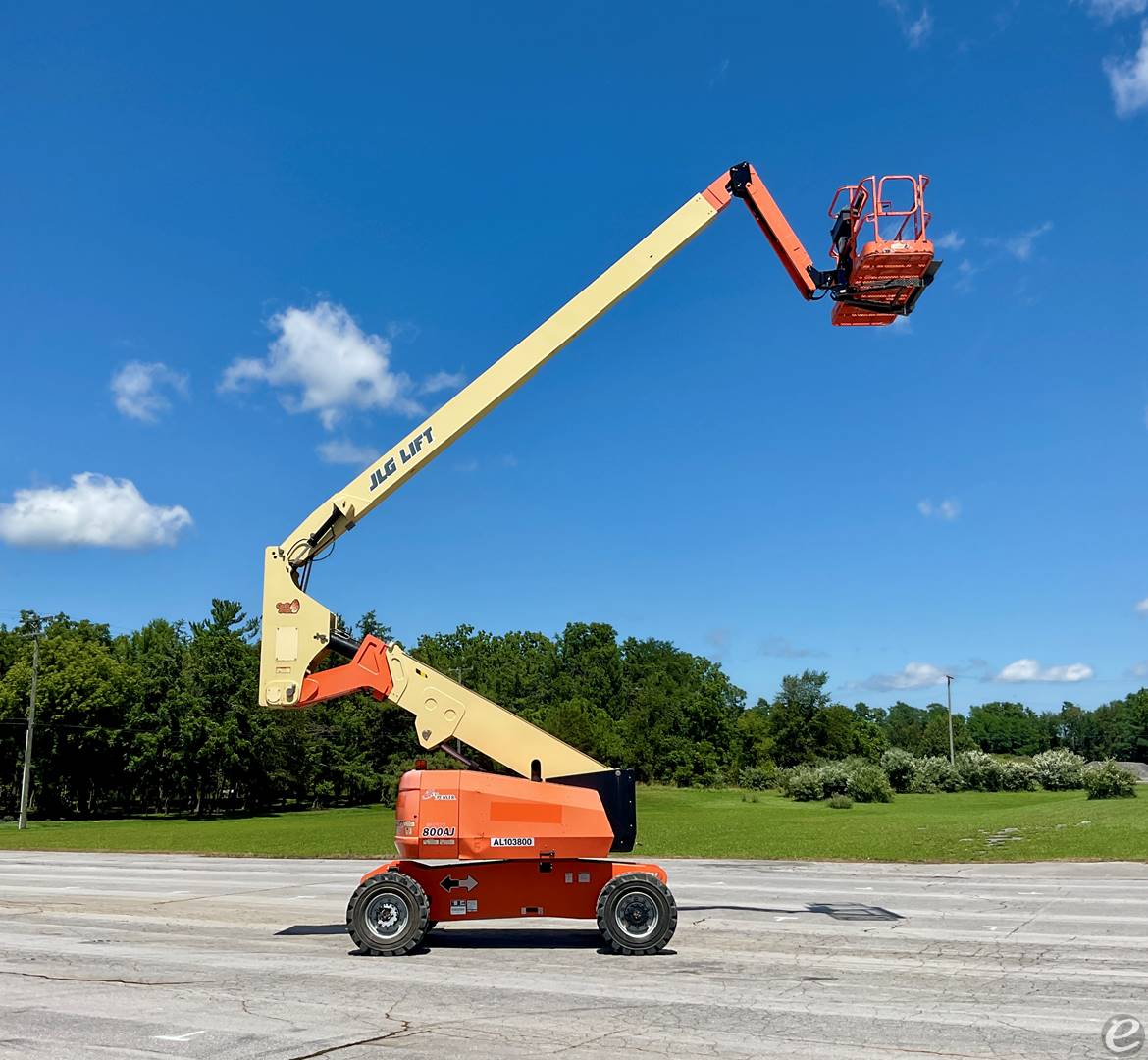 2019 JLG 800AJ