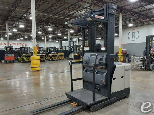 2014 Crown SP3520-30