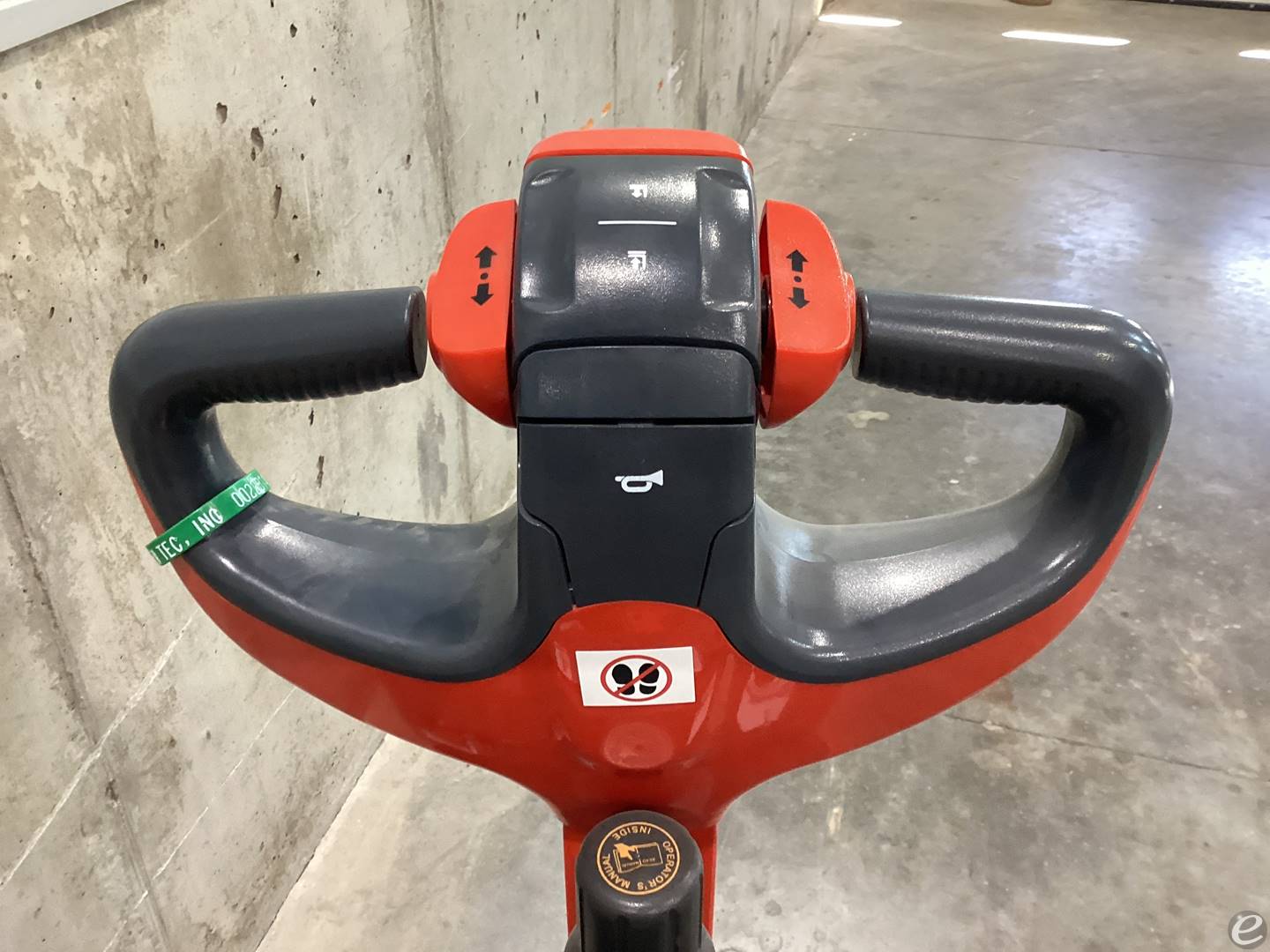 2024 Linde MT22