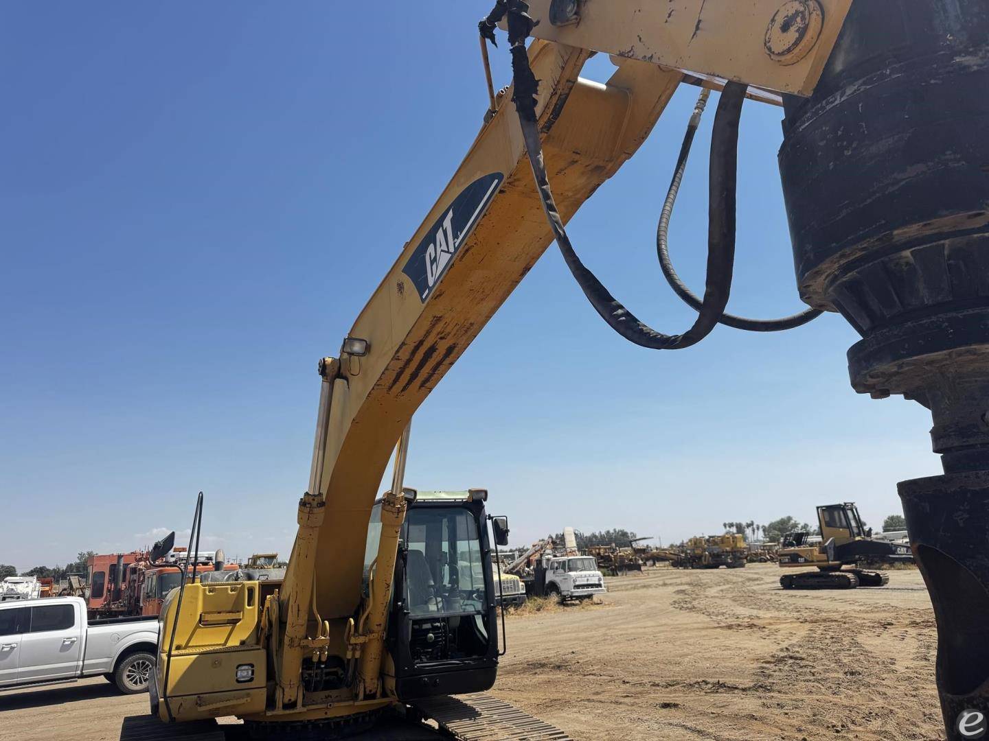 2005 Cat 325CL