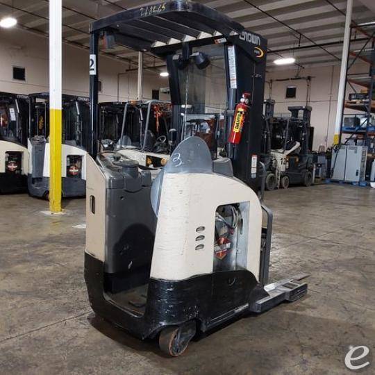 2016 Crown RR5725-45