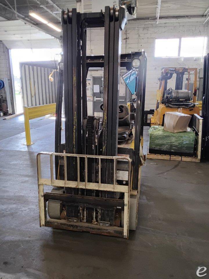 2019 Yale ERP040VT