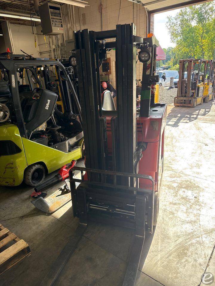 2019 Raymond 425C40TT