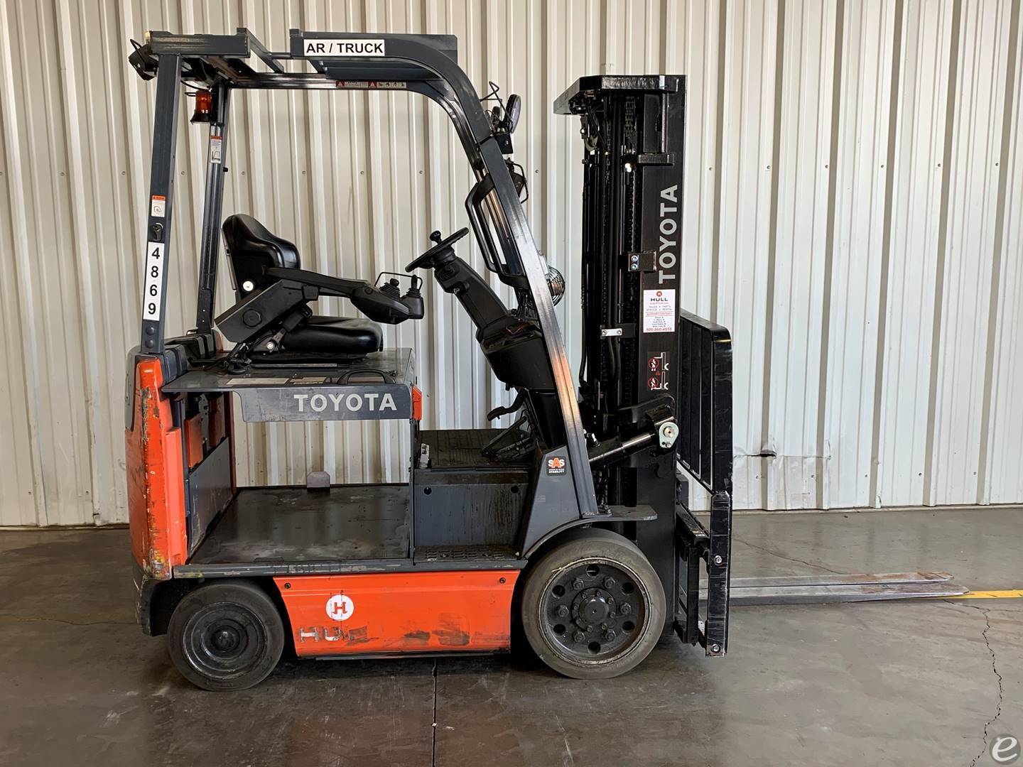 2020 Toyota 8FBCU25 Electric Forkli...