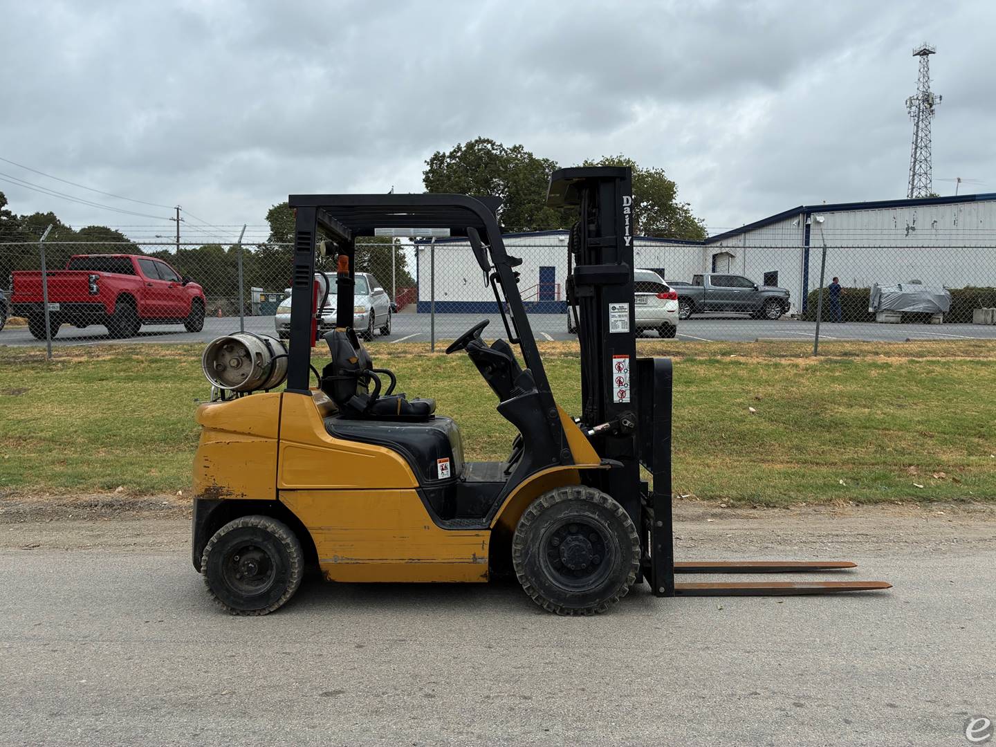 2005 Cat FG25N