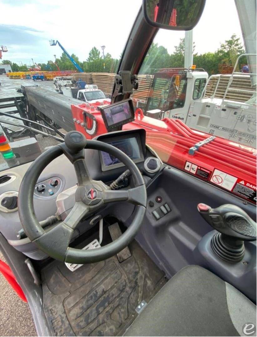 2021 Manitou MHT12330