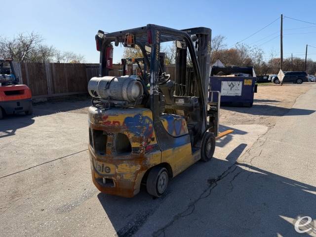 2020 Yale GLC060VXNEAE090