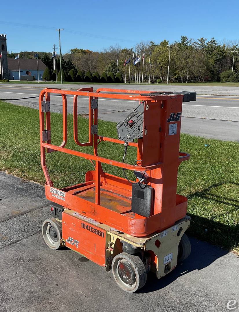 2016 JLG 1230ES