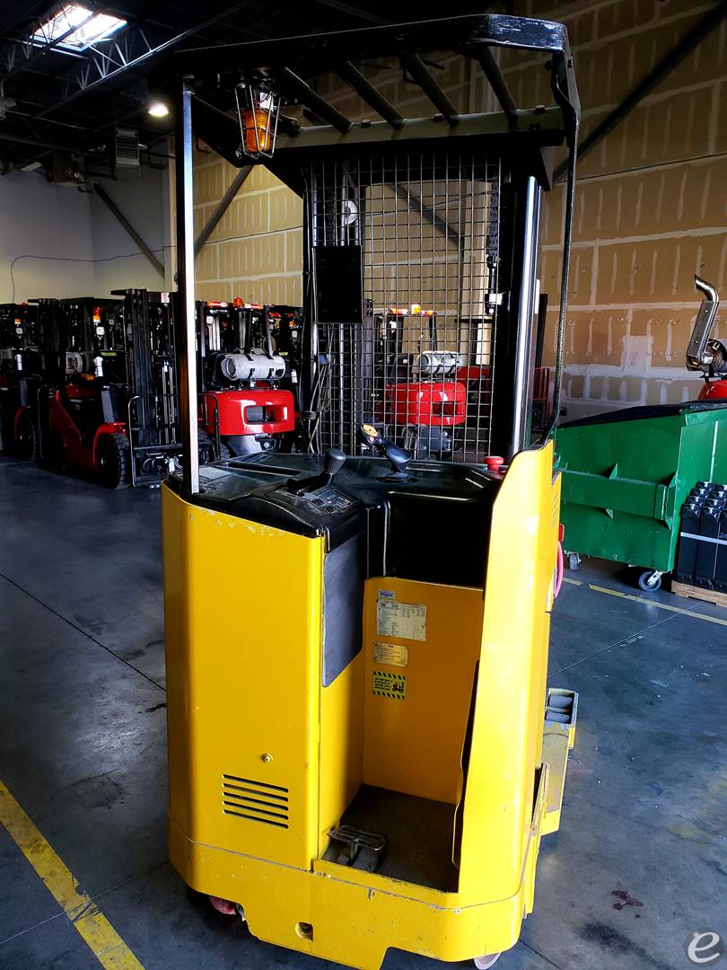 2006 Yale NR040AENS24TE091