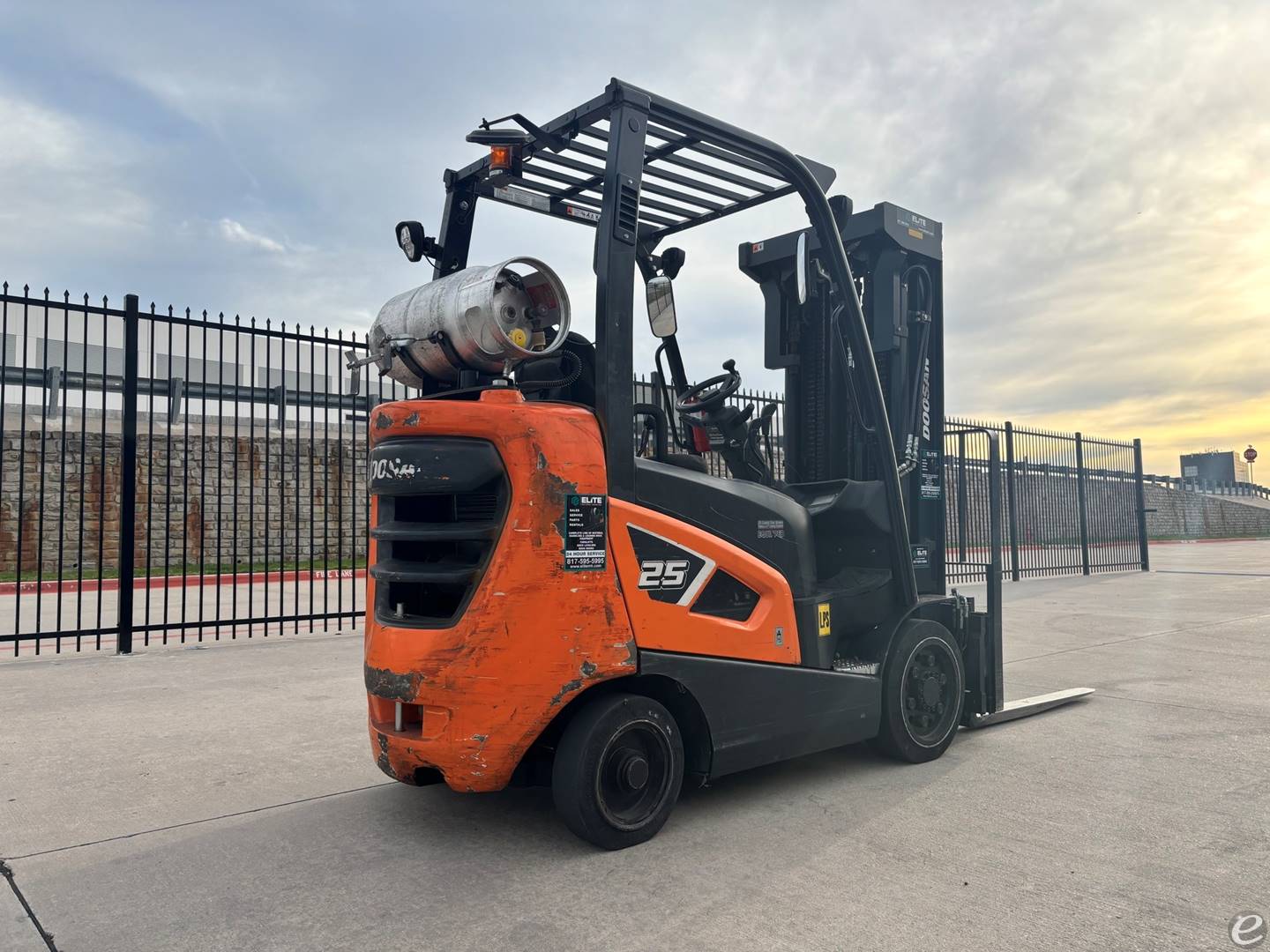 2022 Doosan GC25S-9
