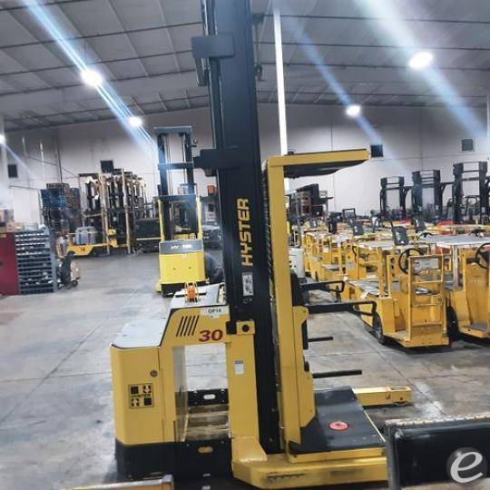 2018 Hyster R30XMA3 Electric Order Picker - 123Forklift