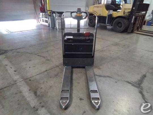 2018 Unicarriers WLXT2W7S22V Electric Forklift - 123Forklift