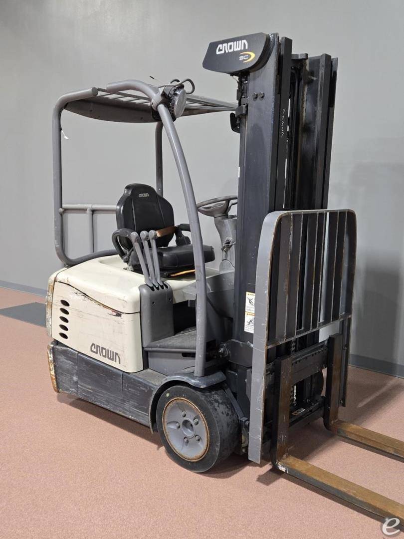 2020 Crown SC5215-30 Electric Forklift - 123Forklift