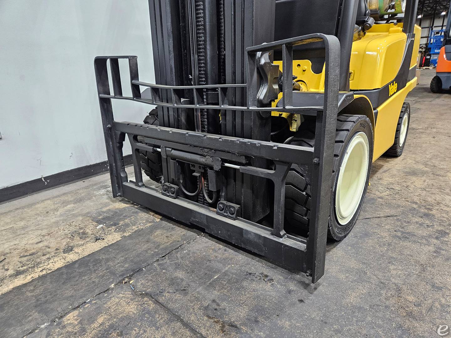 2016 Yale GLP060VX