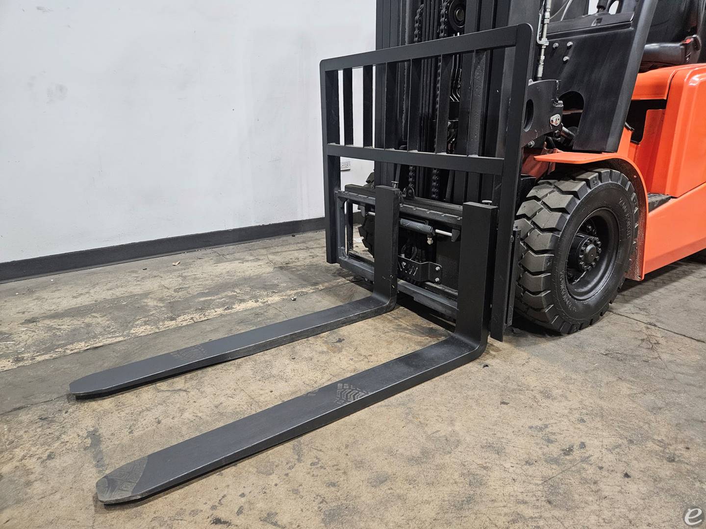 2023 Viper Lift Trucks FB25