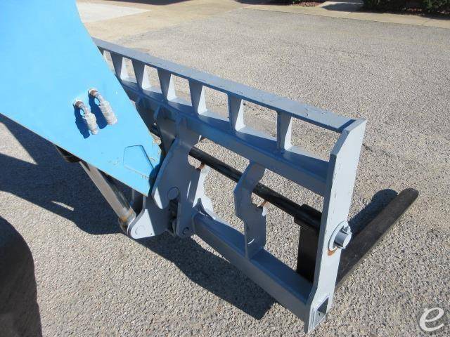 2013 Genie GTH1056