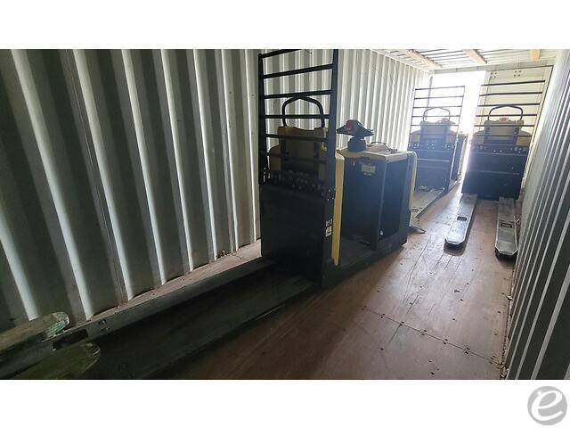 2015 Hyster LO2.5 Electric Forklift - 123Forklift