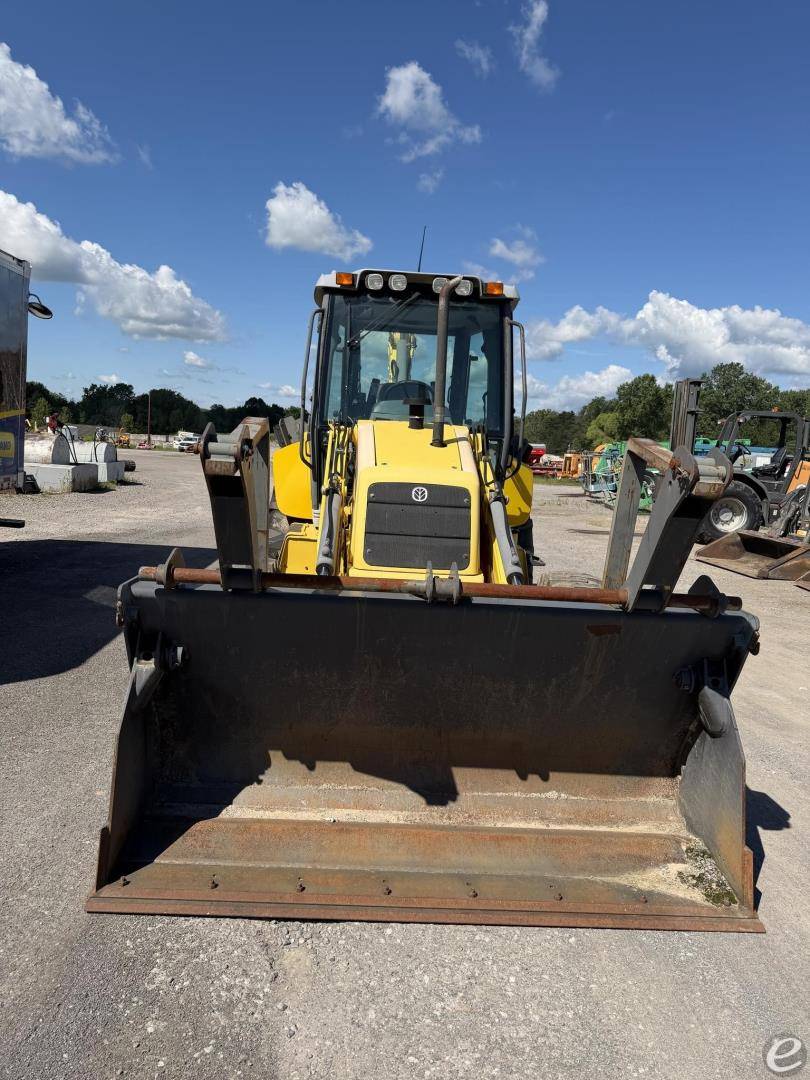 2006 New Holland B95