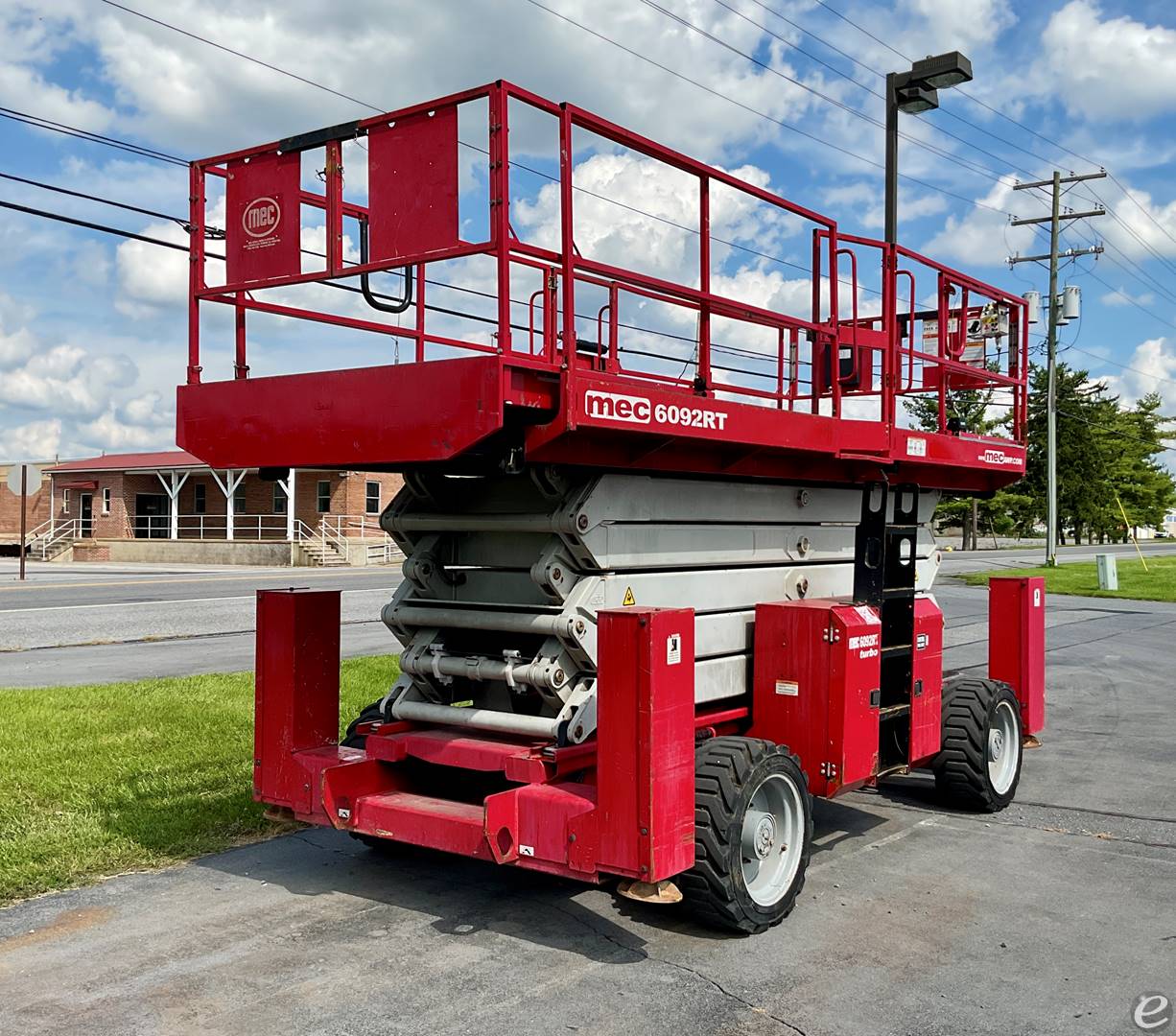 2016 MEC 6092RT