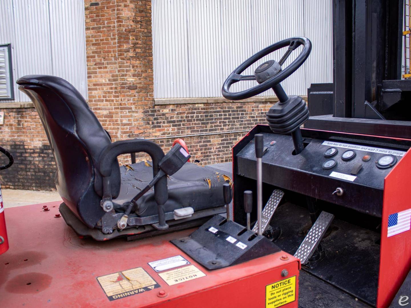 2009 Rigger Lift R90