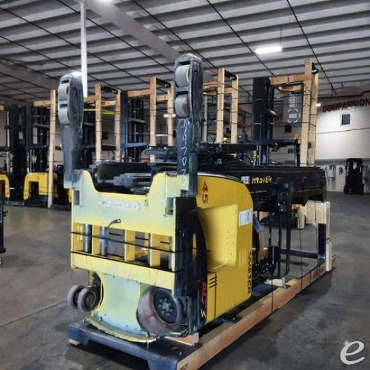 2017 Hyster N45ZR2-21.5 Electric Reach Truck - 123Forklift