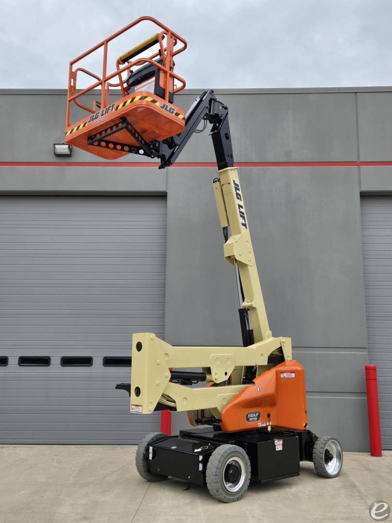 2016 JLG E400AJPN