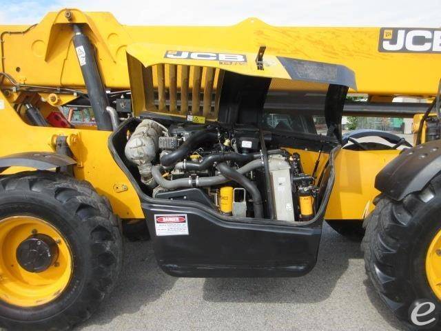 2017 JCB 510-56