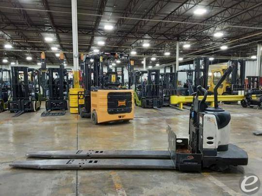 2012 Crown PE4500-80 Electric Forklift - 123Forklift