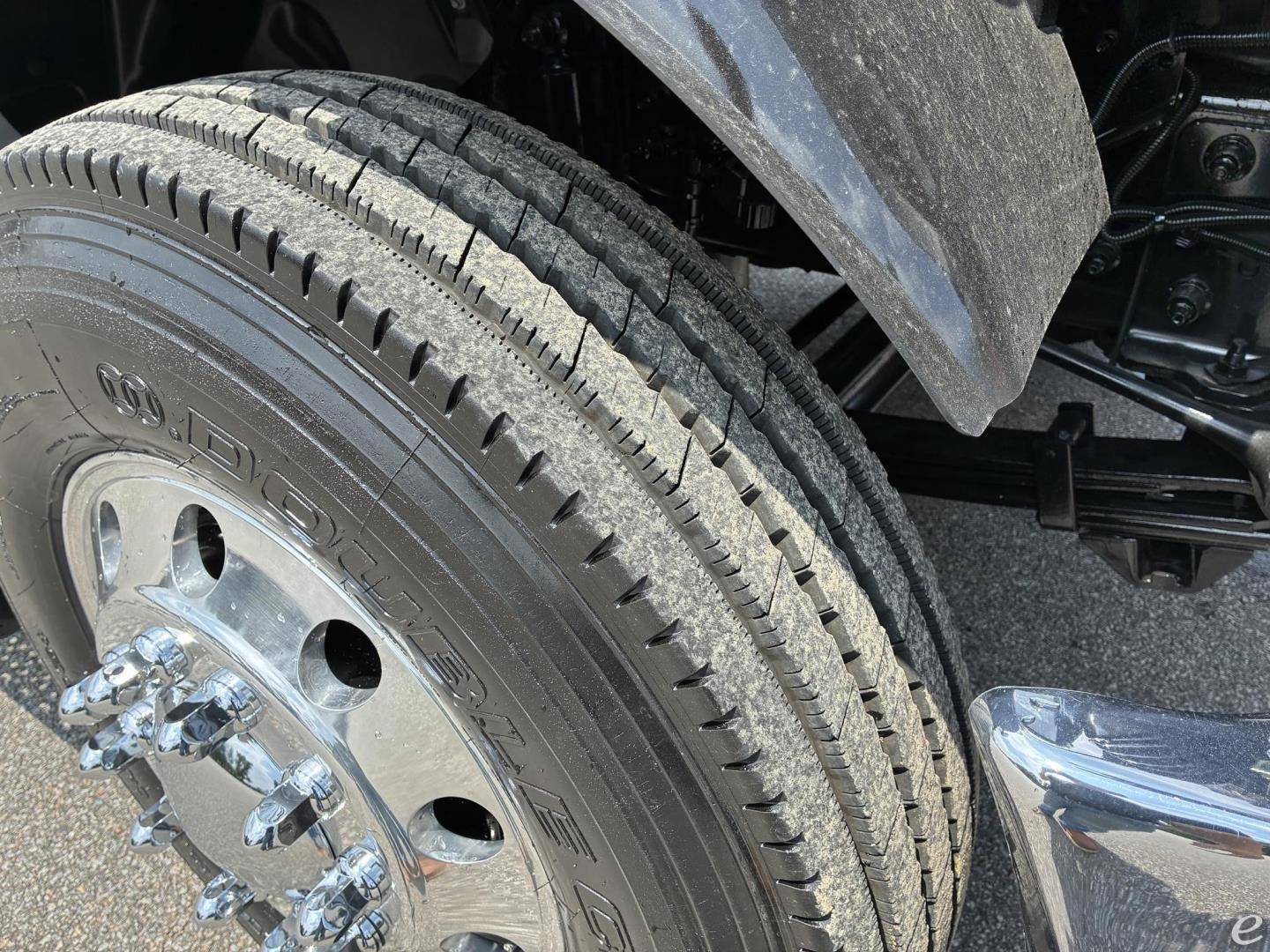 2019 Ford F750 XLT SD