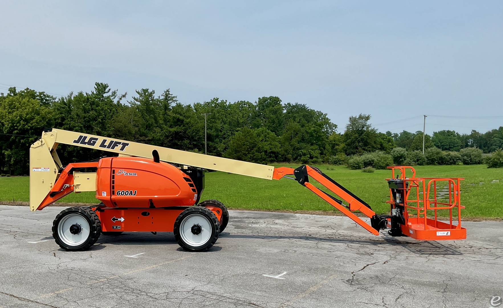 2018 JLG 600AJ