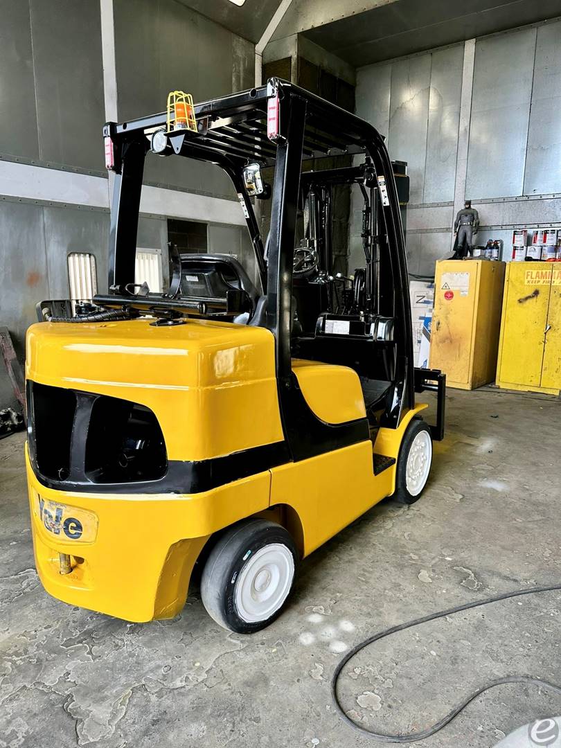 2016 Yale GLC080VX LP Gas Forklift - 123Forklift